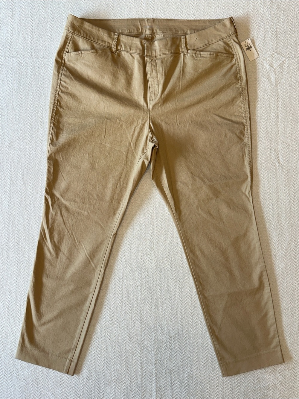 Women’s Old Navy Pixie Chino Mid Rise Pants Beige Tan Crop sz 16 NWT